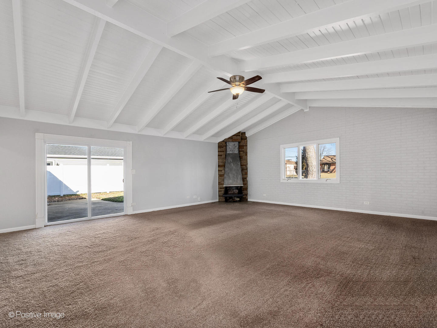 27 Hawthorne Lane Streamwood, IL 60107 - Photo 5 of 22