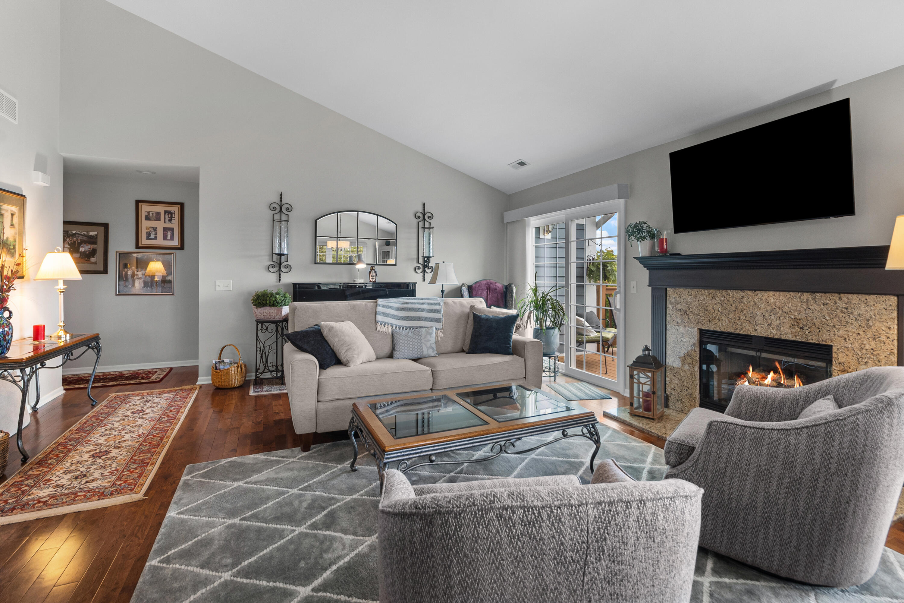 1089 Lakeland Way, Unit 919 Geneva, WI 53147 - Photo 10 of 32 19_____1089 lakeland way