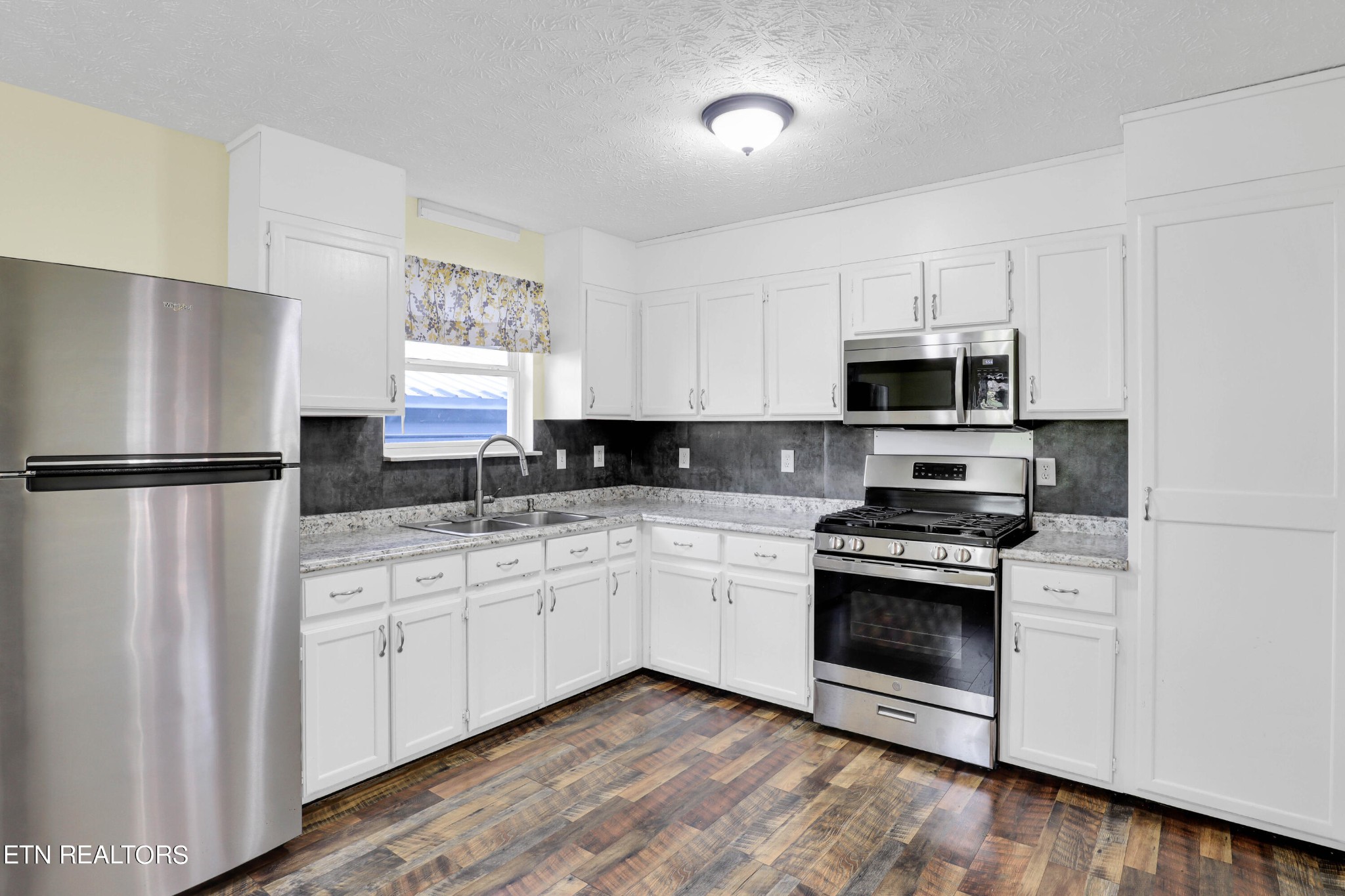 162 Walker Road Sunbright, TN 37872 - Photo 15 of 29 Gallery Image 15