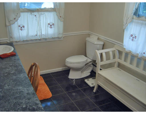 19 Hemlock Road Holbrook, MA 02343 - Photo 15 of 16