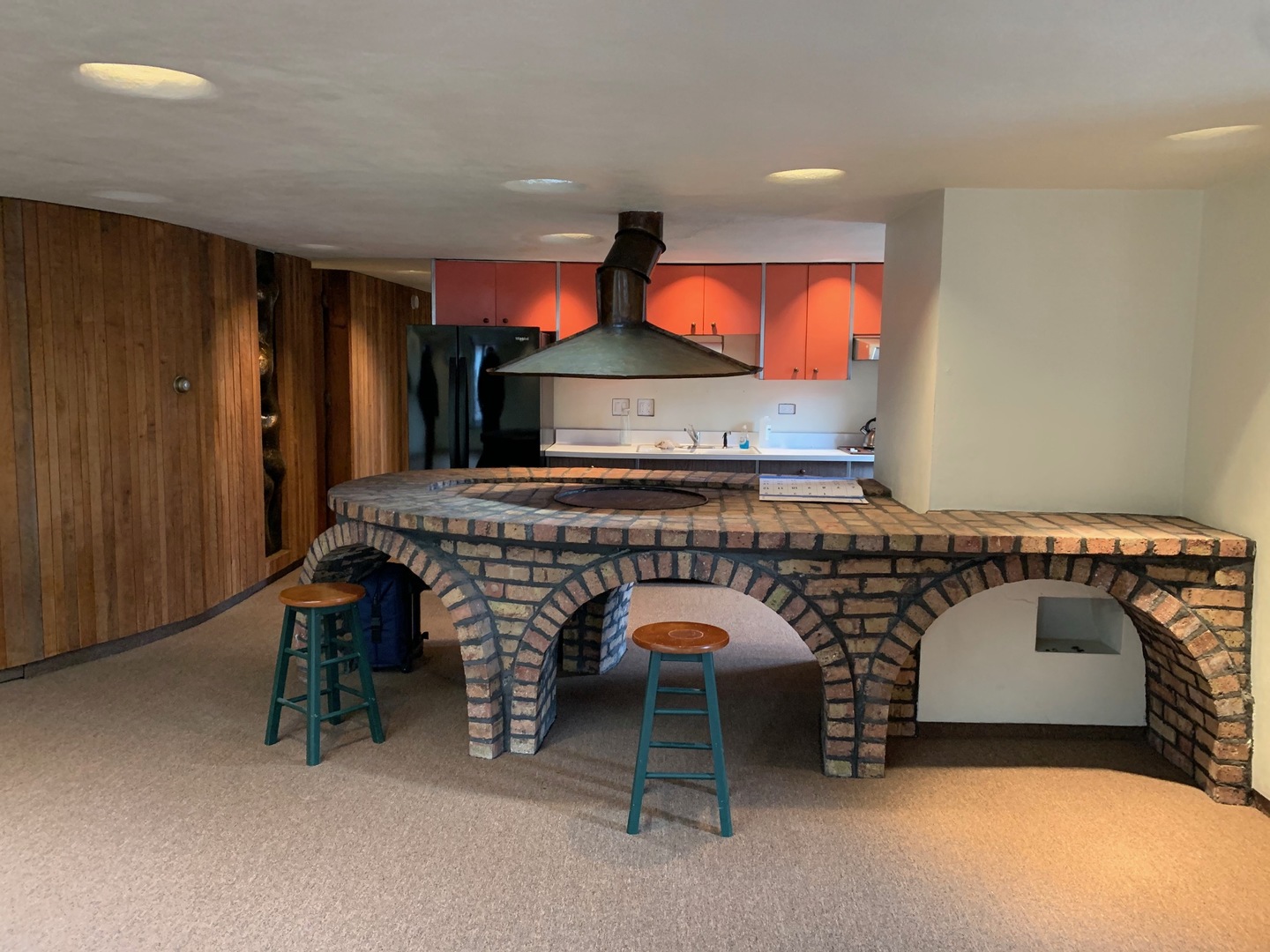 1900 West Addison Street, Unit 2E Chicago, IL 60613 - Photo 3 of 13