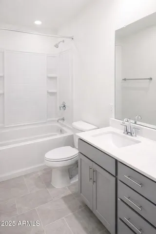 $375,000 | 4043 East Pony Lane, Unit 102, Gilbert, AZ 85295