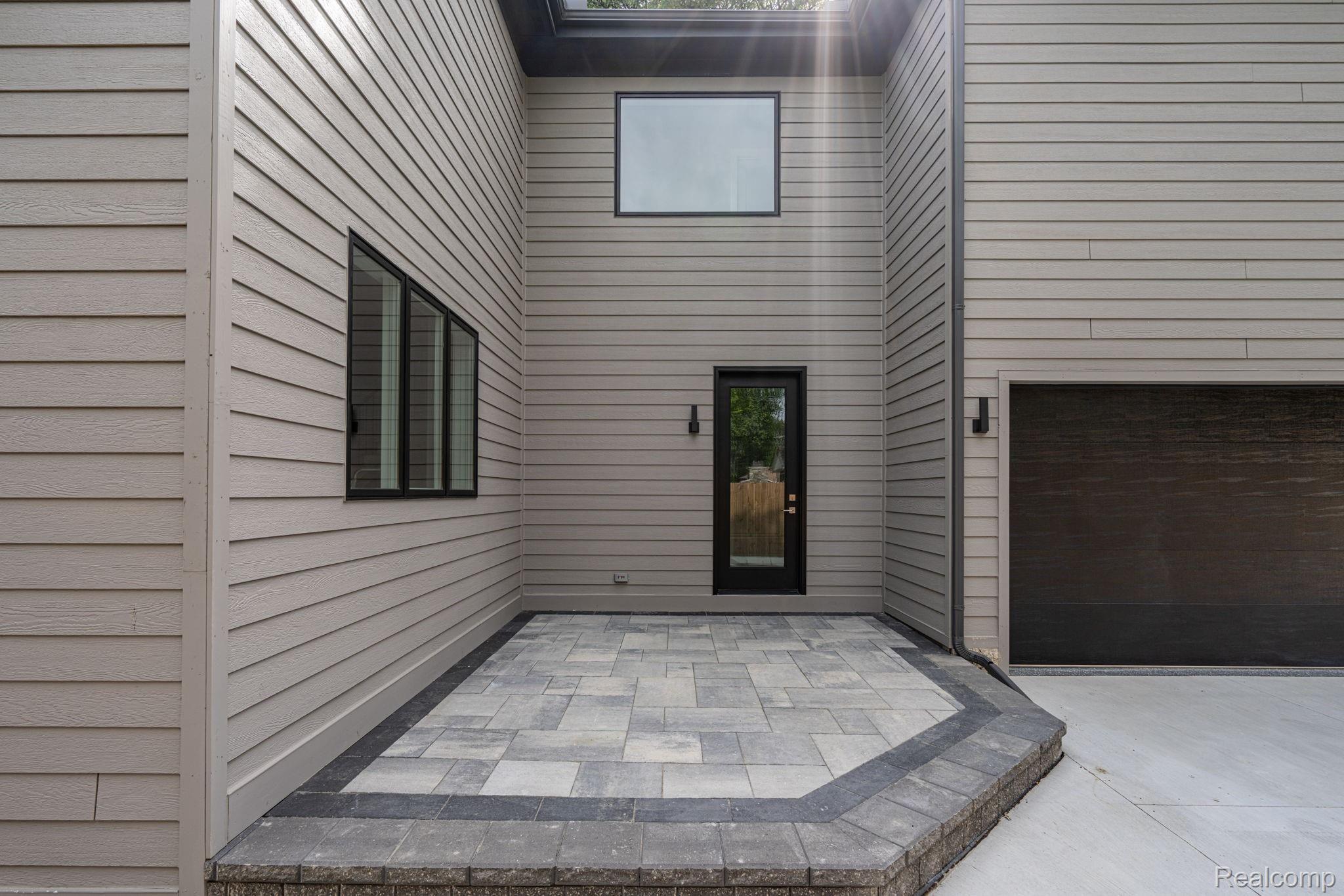 2736 Windemere Road Birmingham, MI 48009 - Photo 11 of 46 2736 Windemere Birmingham-54.jpg