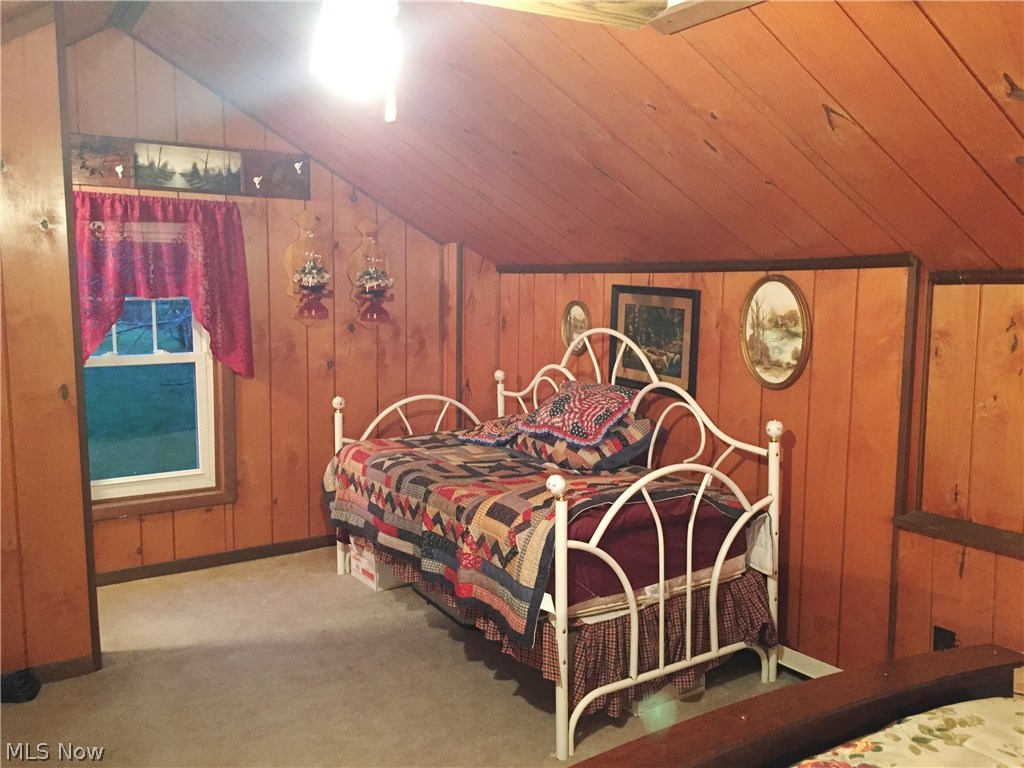 6474 Carsten Road Medina, OH 44256 - Photo 15 of 25 As you enter the upstairs bedroom area you will appreciate the size of this 19x12 space.
