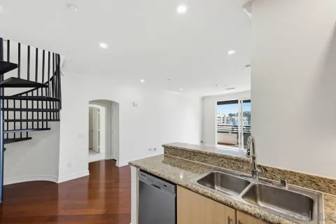 $674,900 | 550 Park Boulevard, Unit 2604, San Diego, CA 92101