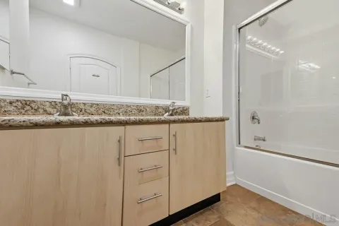 $674,900 | 550 Park Boulevard, Unit 2604, San Diego, CA 92101