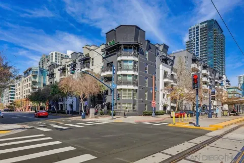 $674,900 | 550 Park Boulevard, Unit 2604, San Diego, CA 92101