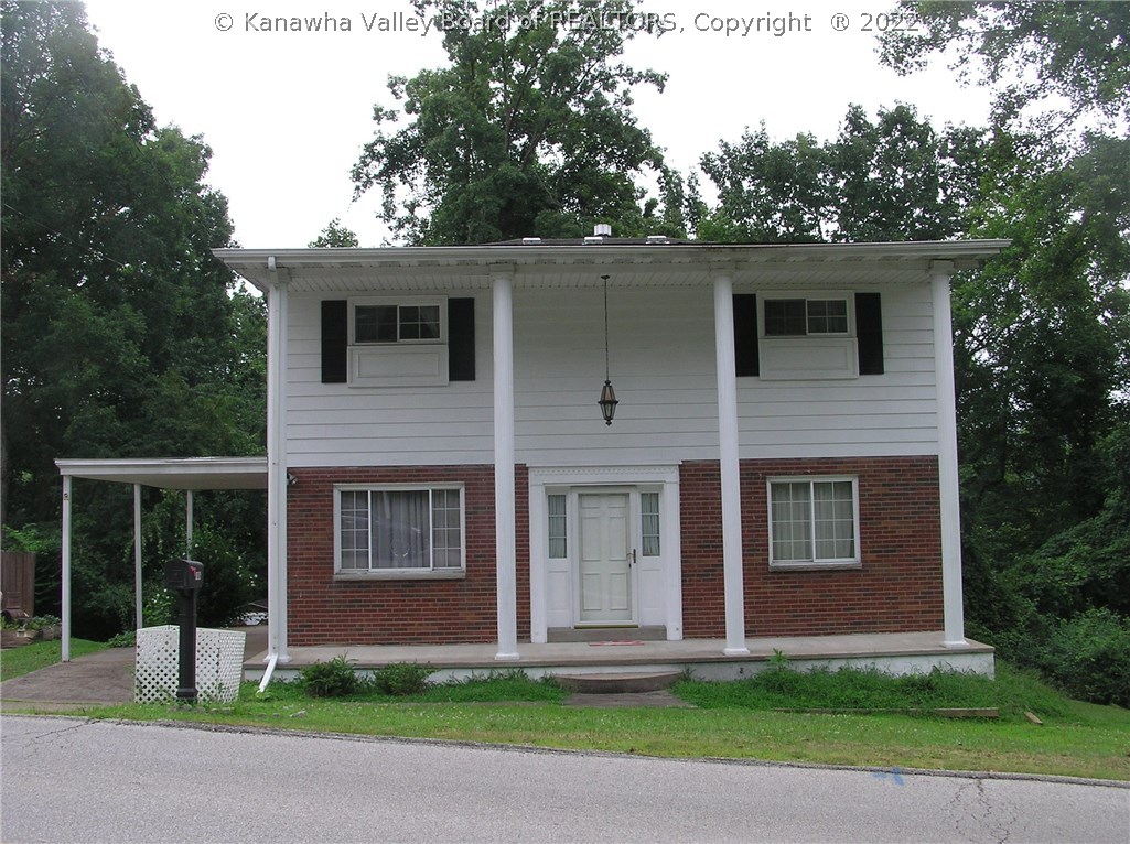 1806 Huber Road Charleston, WV 25314 - Photo 1 of 15 Ready to make this your home.....