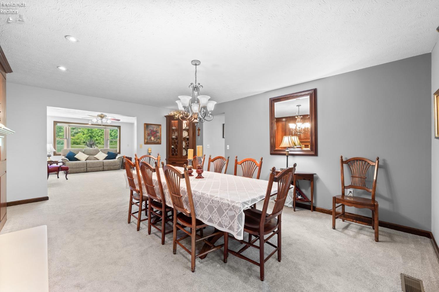 1794 Graham Road Willard, OH 44890 - Photo 19 of 49 Gallery Image 19