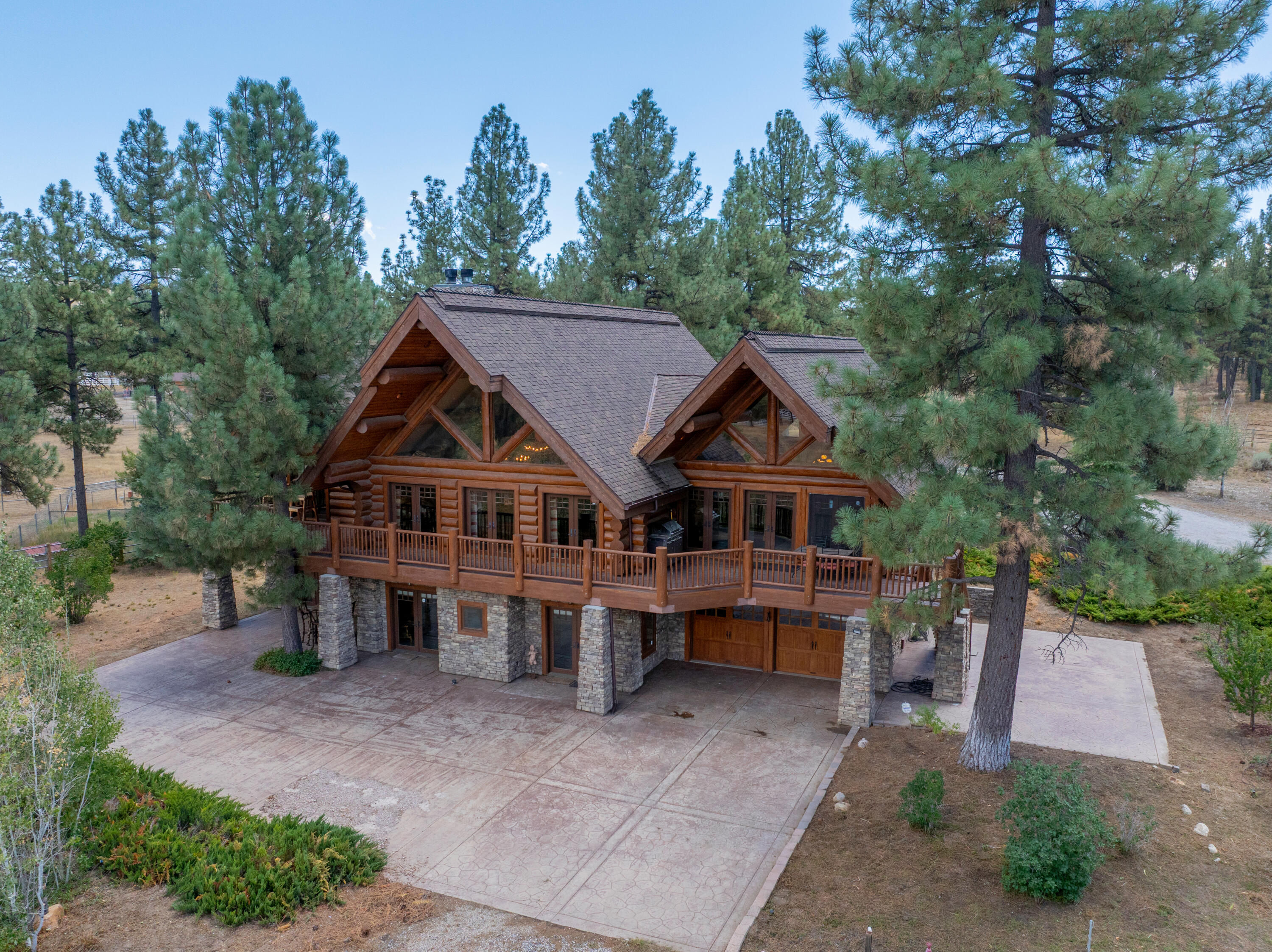 61072 Devils Ladder Road Mountain Center, CA 92561 - Photo 33 of 81 an aerial view of a house with a yard