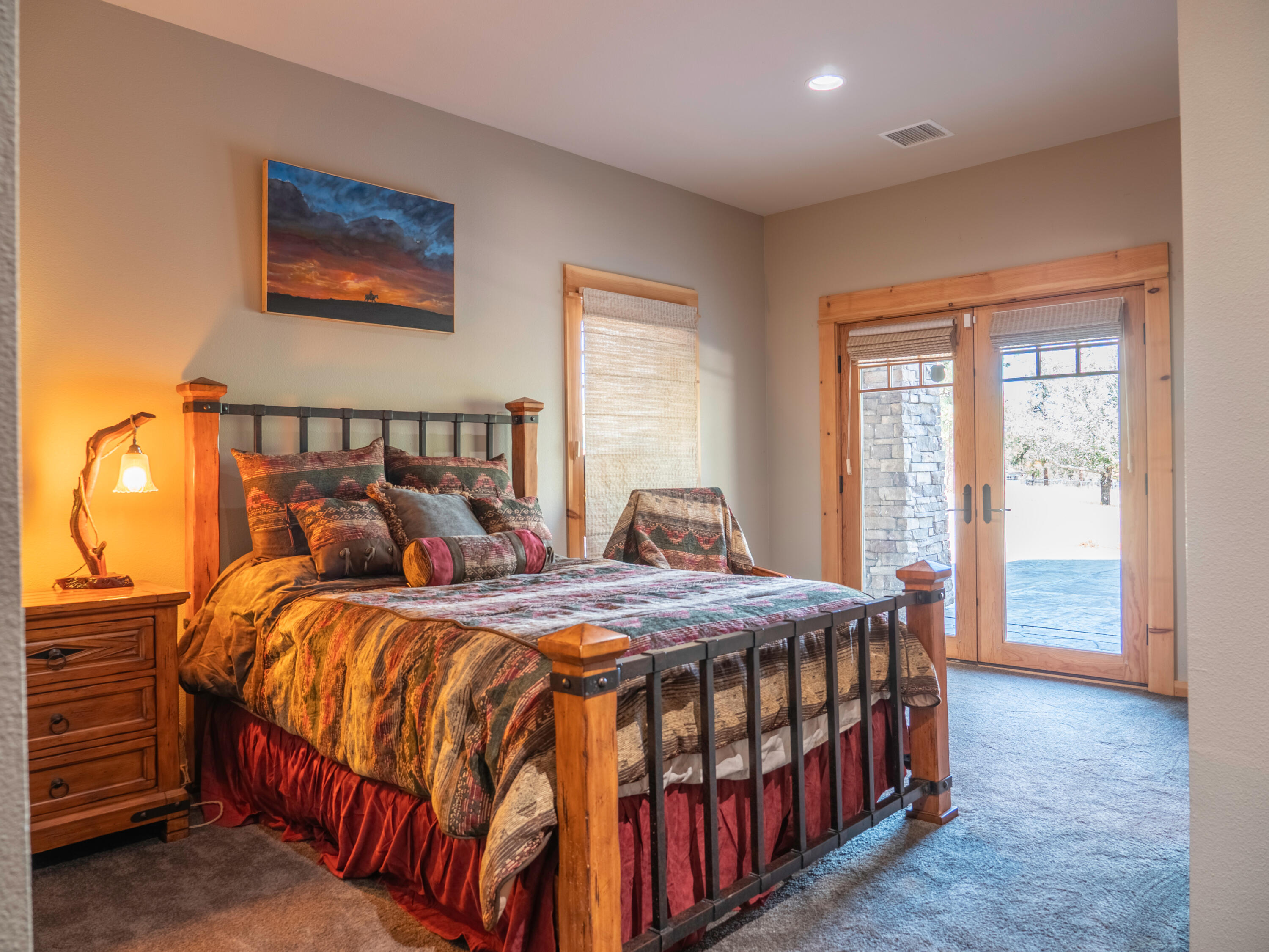 61072 Devils Ladder Road Mountain Center, CA 92561 - Photo 54 of 81 a bedroom with a bed and a window