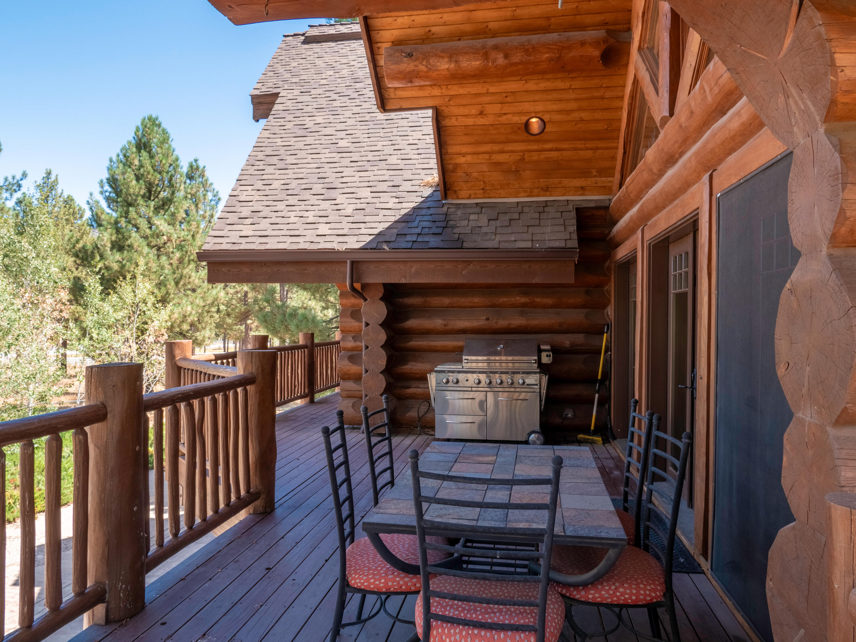 61072 Devils Ladder Road Mountain Center, CA 92561 - Photo 63 of 81 a view of a chairs and table in the balcony