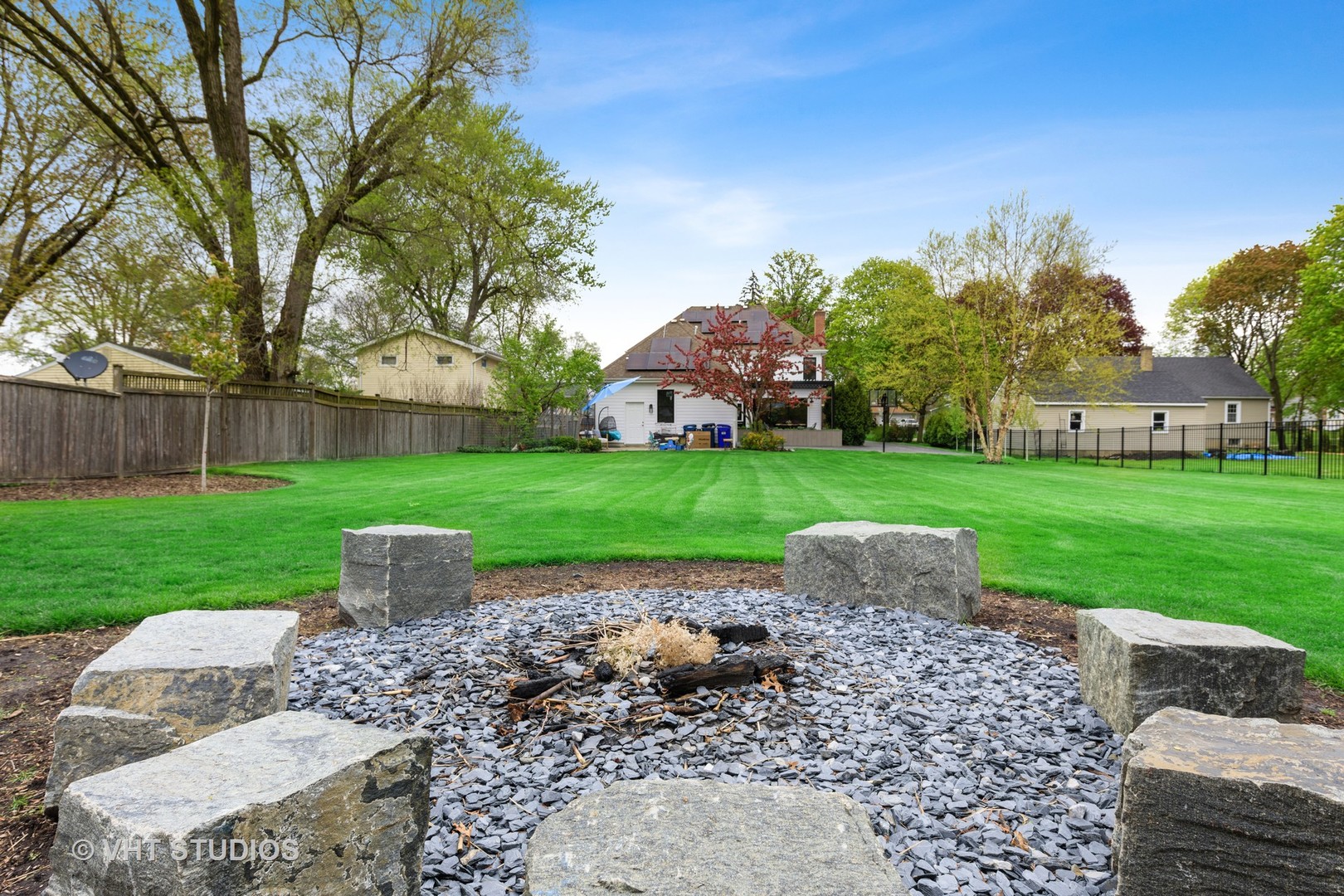 612 Pershing Avenue Wheaton, IL 60189 - Photo 33 of 41