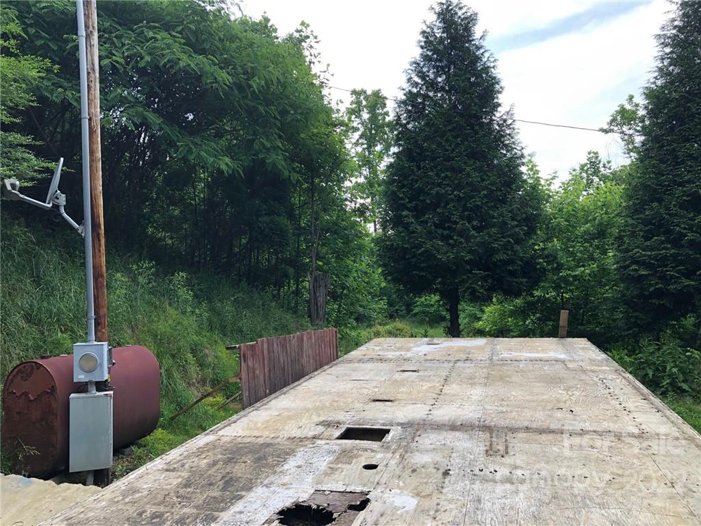 148 Oakley Freeman Road Marshall, NC 28753 - Photo 16 of 41