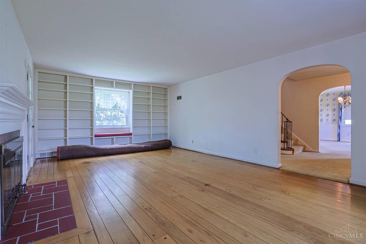 541 West North Bend Road Cincinnati, OH 45224 - Photo 7 of 52 Gallery Image 7