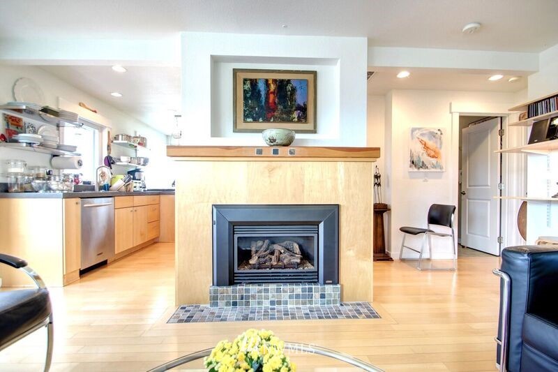 3717 R Avenue Anacortes, WA 98221 - Photo 16 of 25 Gallery Image 16