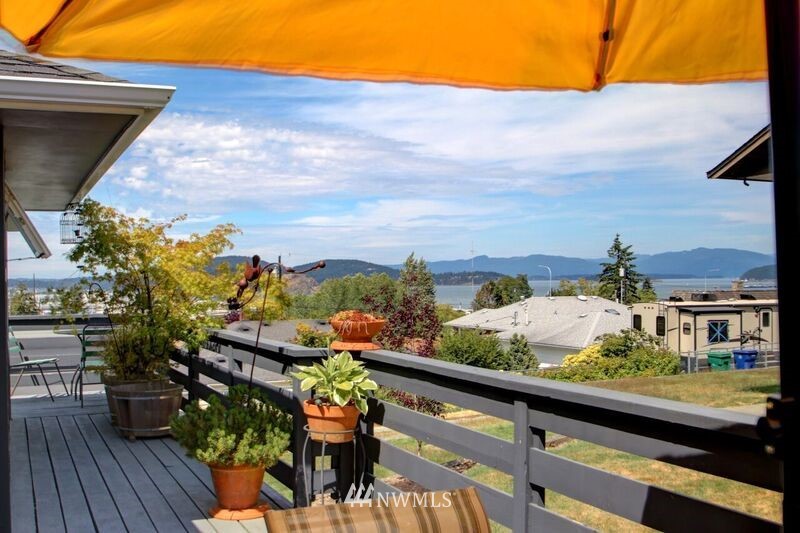 3717 R Avenue Anacortes, WA 98221 - Photo 19 of 25 Gallery Image 19
