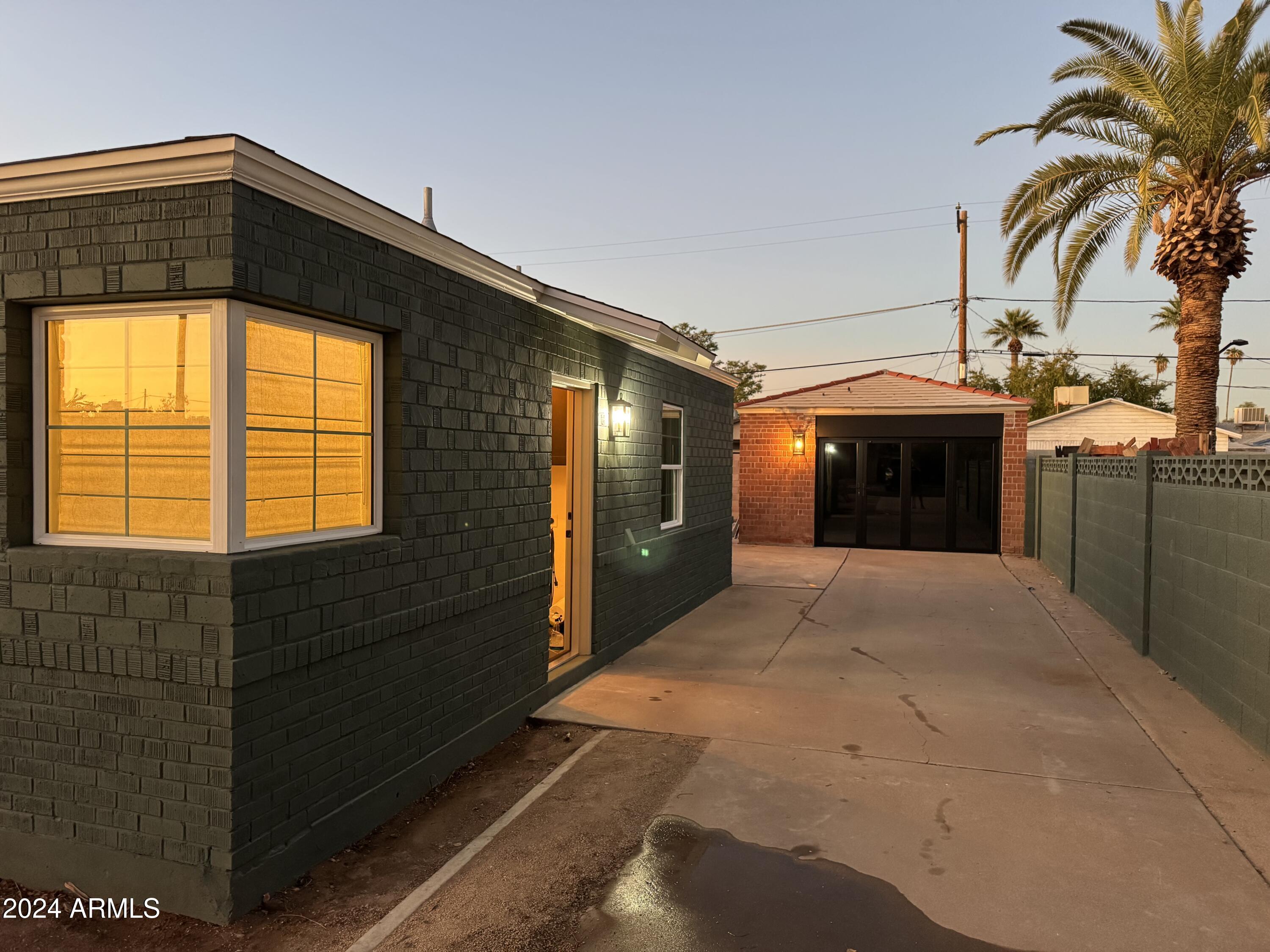 1424 East Coronado Road Phoenix, AZ 85006 - Photo 17 of 52 IMG_5586