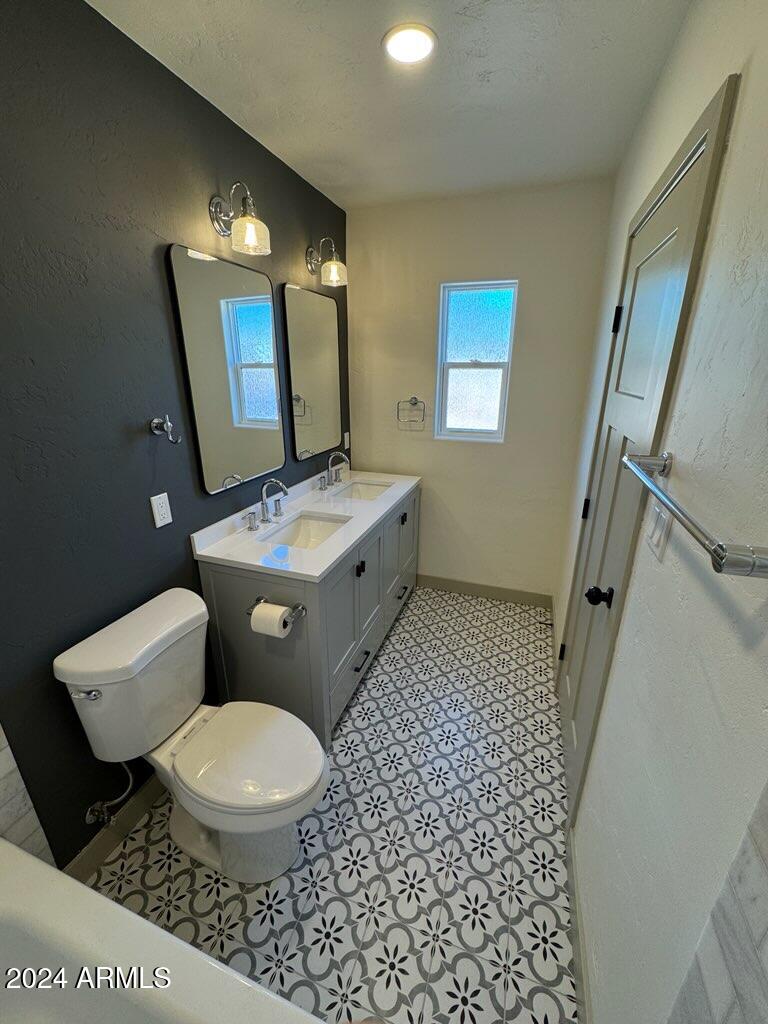 1424 East Coronado Road Phoenix, AZ 85006 - Photo 35 of 52 38