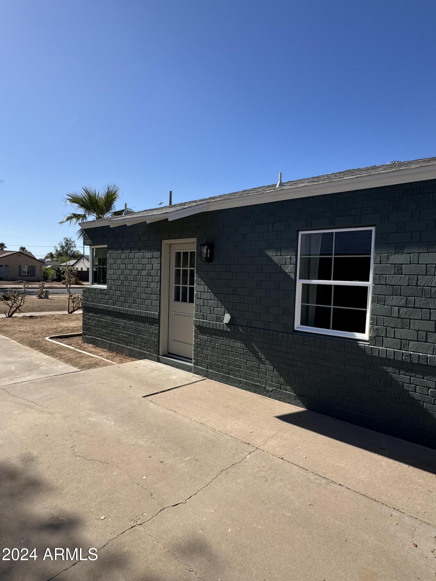 1424 East Coronado Road Phoenix, AZ 85006 - Photo 5 of 52 IMG_5630