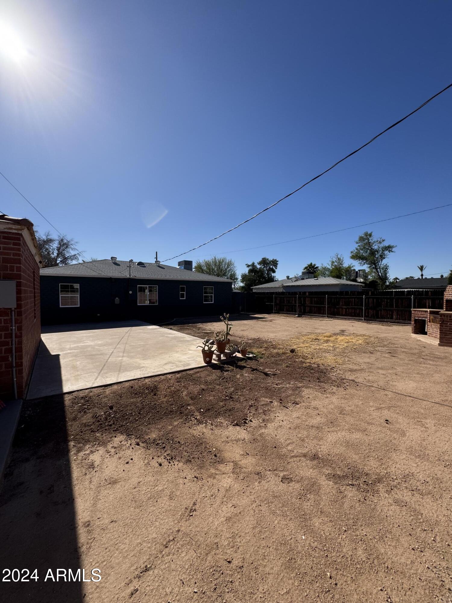1424 East Coronado Road Phoenix, AZ 85006 - Photo 10 of 52 IMG_5637