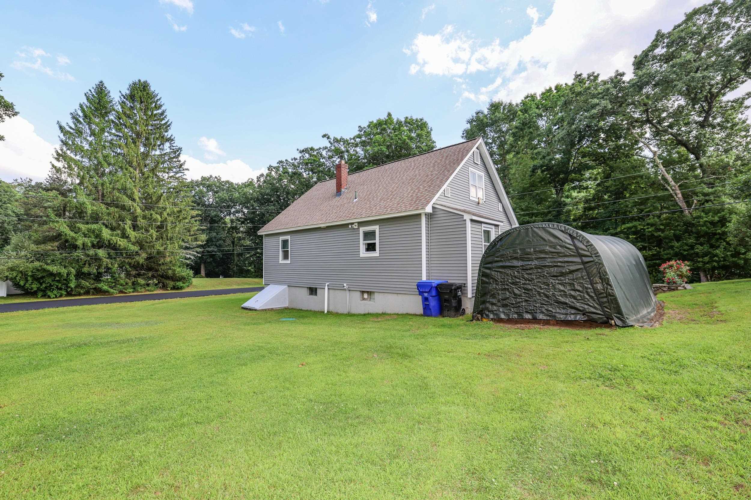 5 York Road Hudson, NH 03051 - Photo 39 of 50 Gallery Image 39