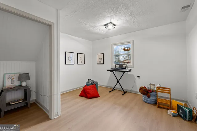 $300,000 | 407 Westchester Drive, Barnesville, GA 30204