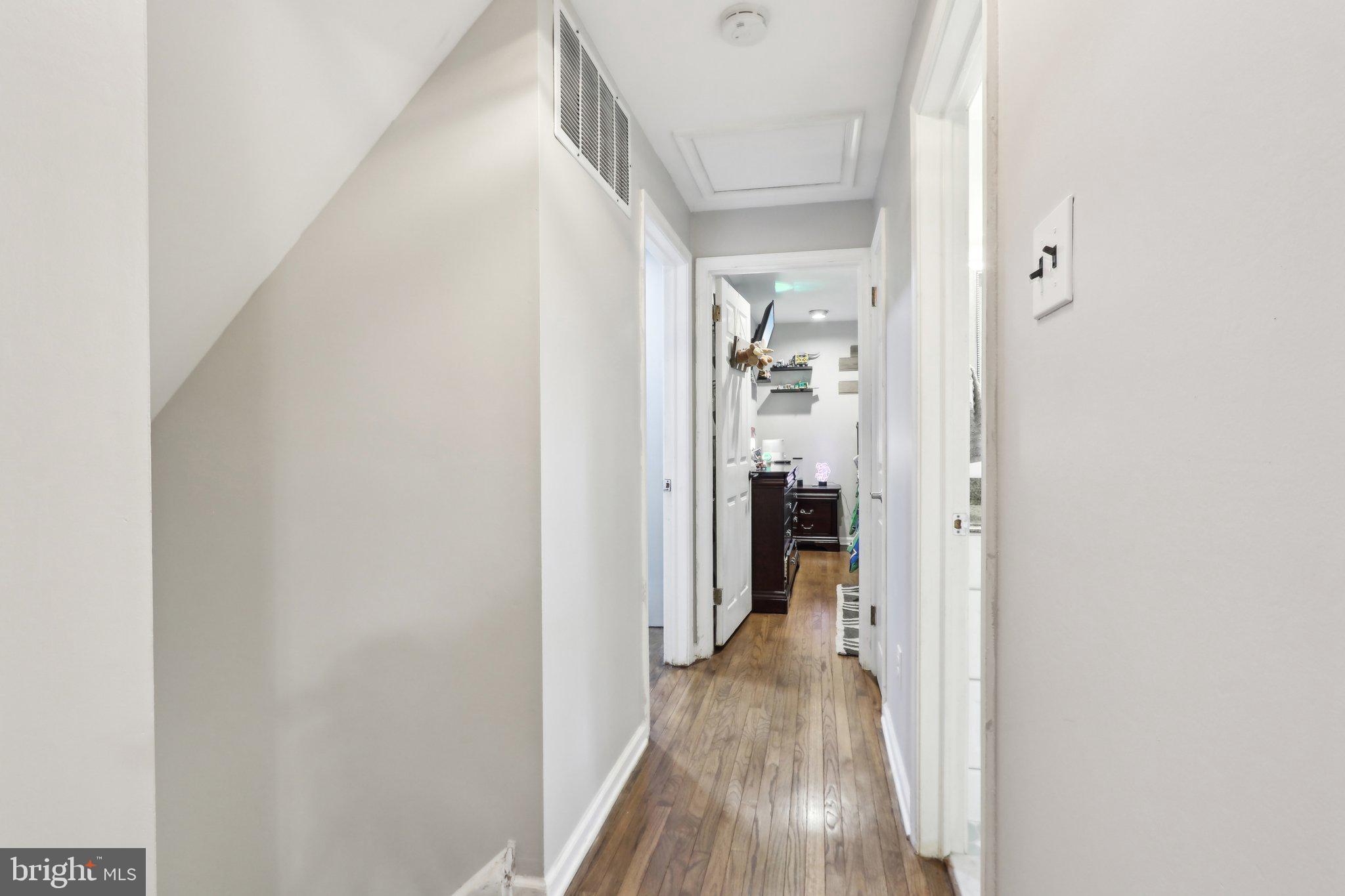 595 Tabernacle Road Medford, NJ 08055 - Photo 49 of 65 a view of hallway with wooden floor