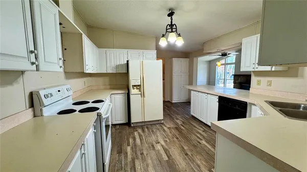 $192,500 | 15432 Carroll's Court, Tavares, FL 32778