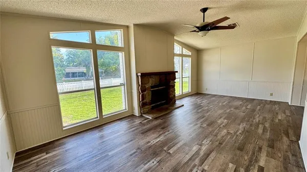 $192,500 | 15432 Carroll's Court, Tavares, FL 32778