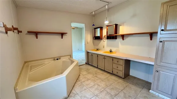 $192,500 | 15432 Carroll's Court, Tavares, FL 32778
