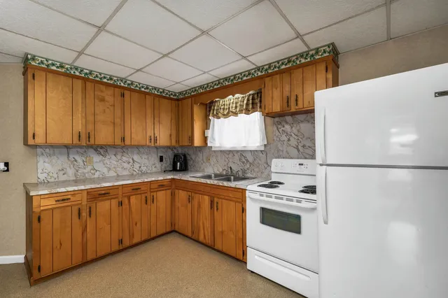 $224,900 | 106 Main Street, Colebrook, NH 03576