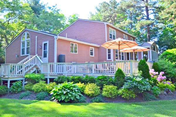 7 Anthony Road Hopedale, MA 01747 - Photo 2 of 18 Gallery Image 2