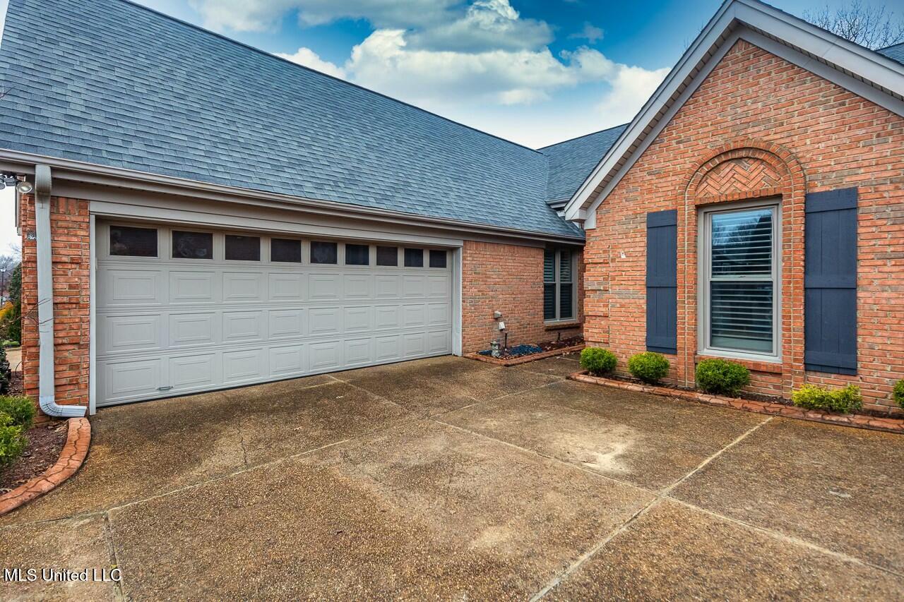 6480 Masters Drive Olive Branch, MS 38654 - Photo 3 of 29 tempImage55OtBm