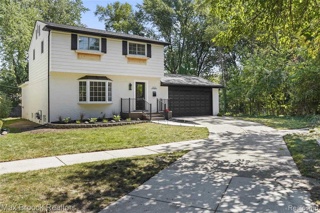 2422 Oliver Road Royal Oak, MI 48073 - Photo 44 of 57 Gallery Image 44