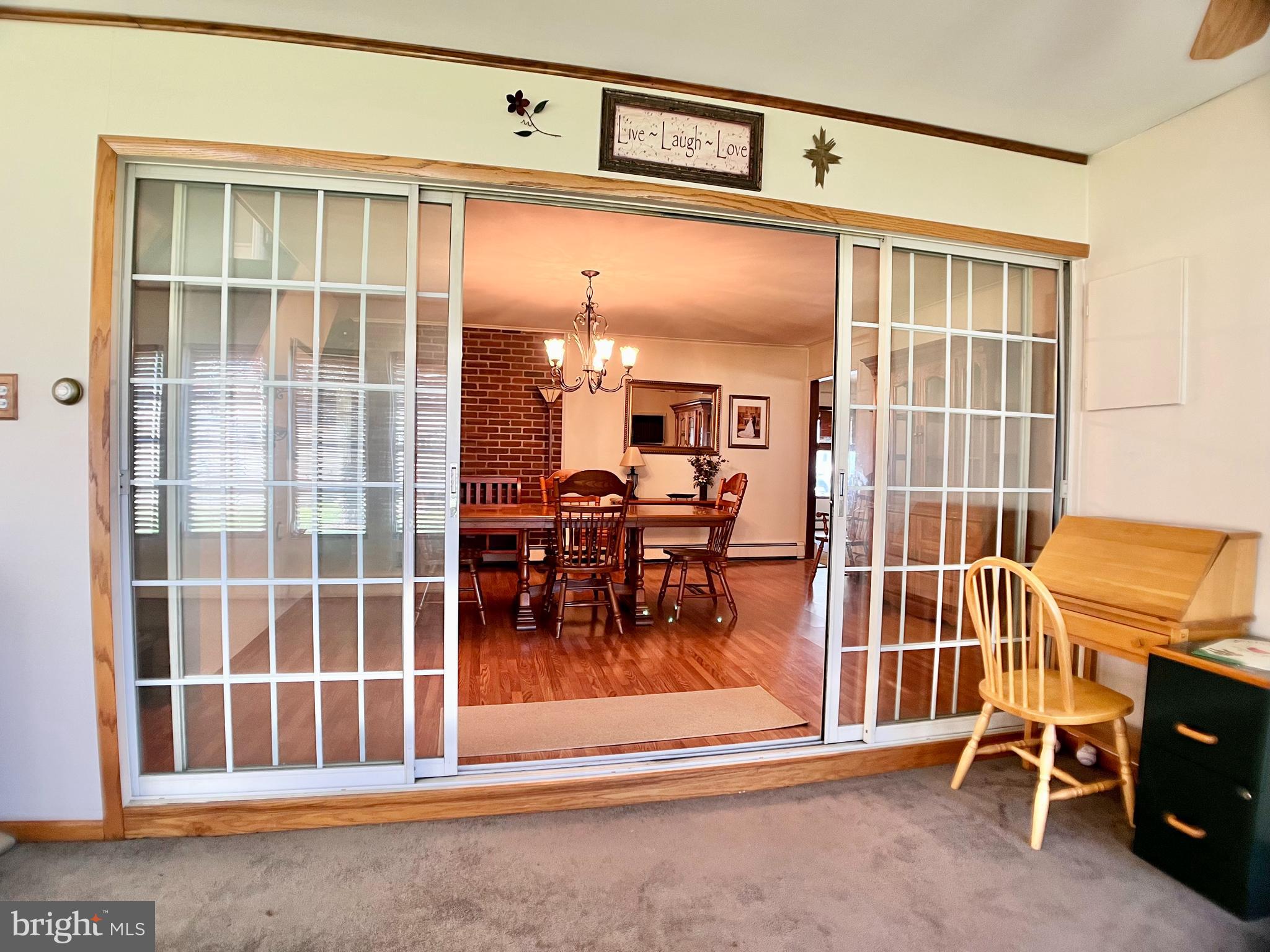 33 Ruby Lane Levittown, PA 19055 - Photo 13 of 28