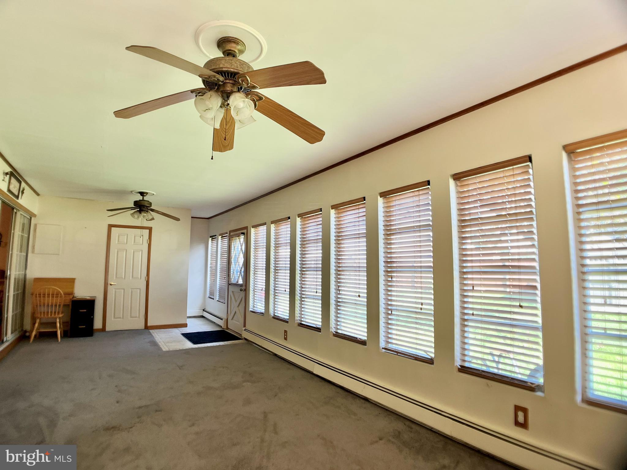 33 Ruby Lane Levittown, PA 19055 - Photo 14 of 28