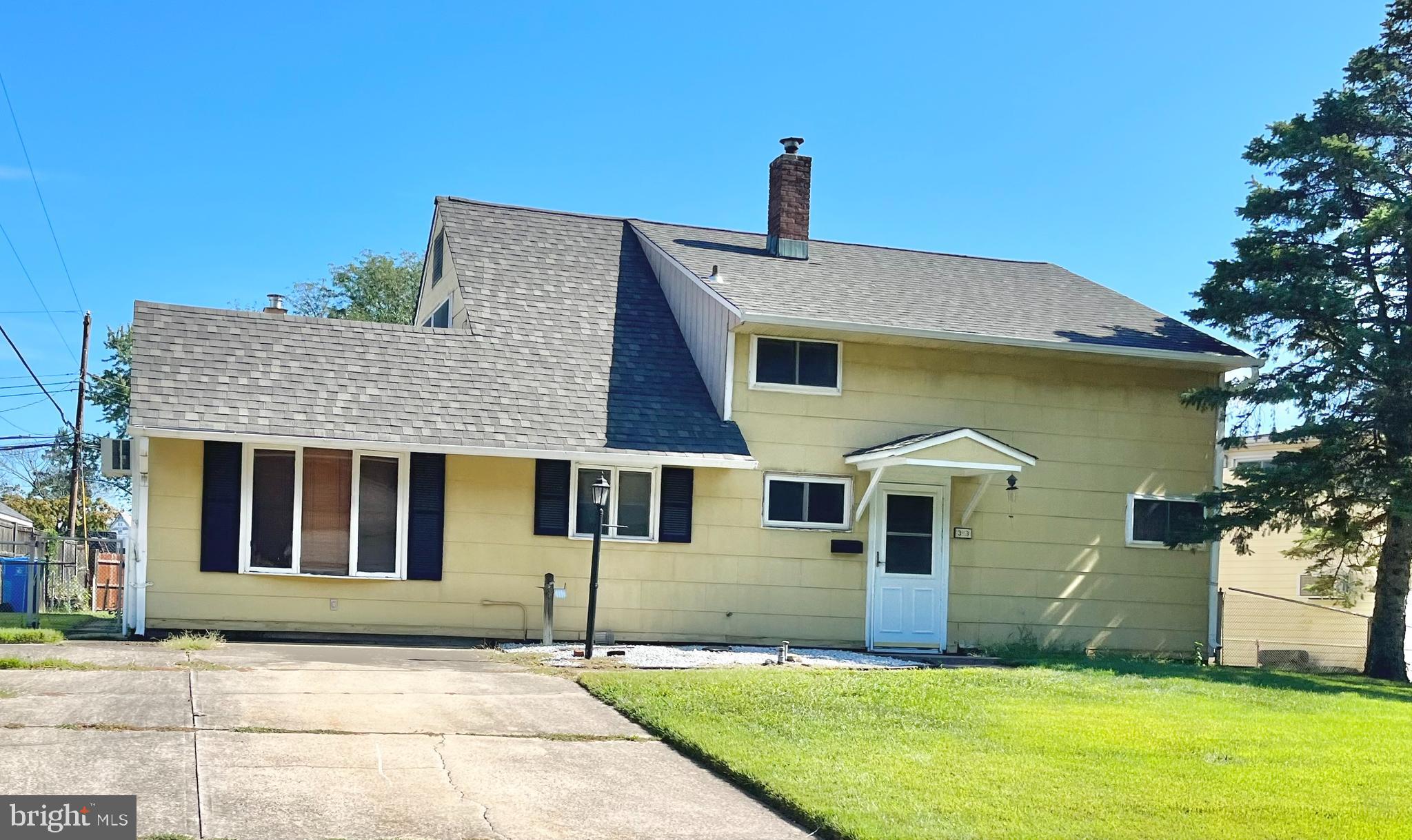 33 Ruby Lane Levittown, PA 19055 - Photo 2 of 28