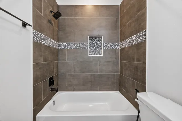 $2,600 | 314 Neyland Street, Houston, TX 77022