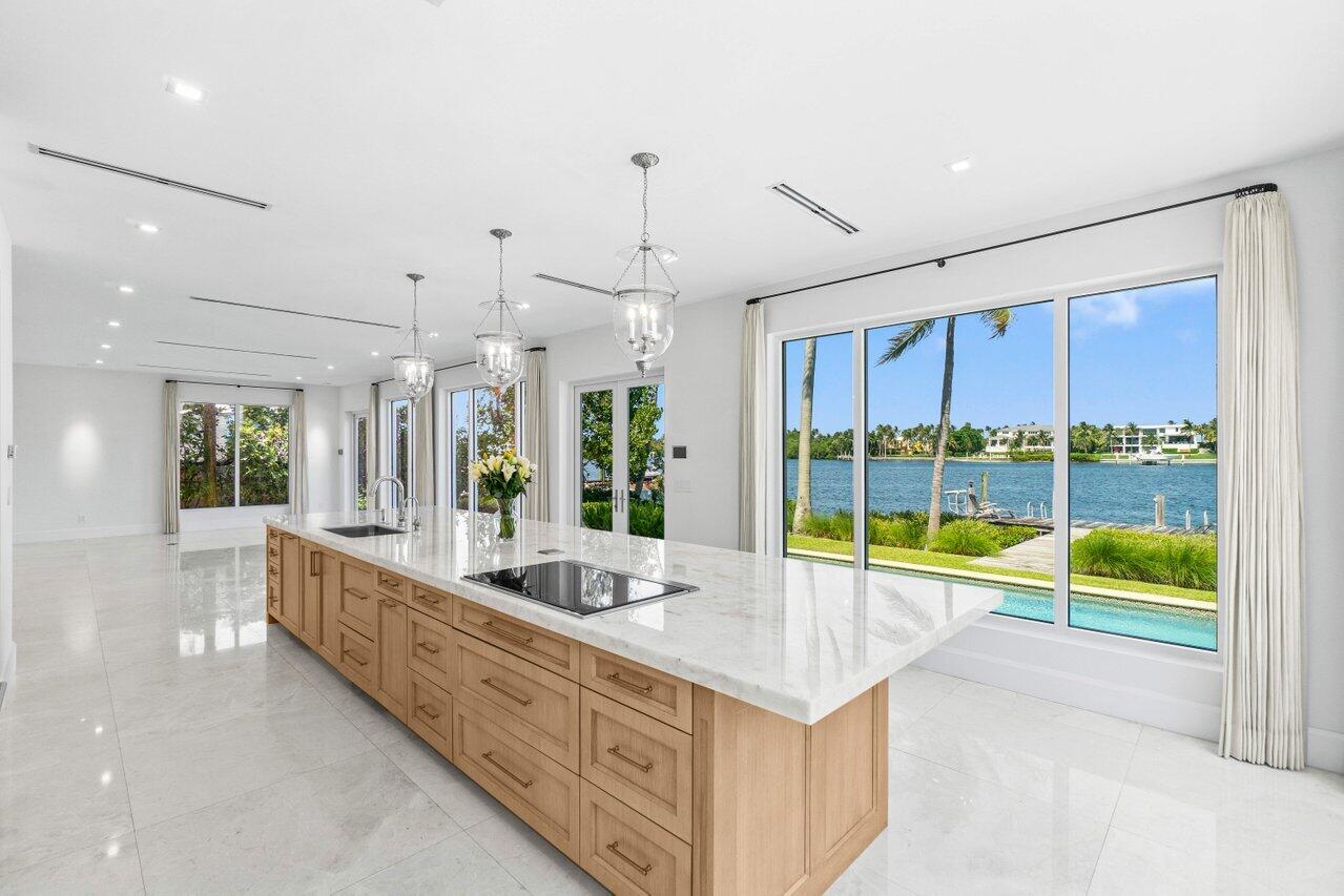 1690 Lands End Road Manalapan, FL 33462 - Photo 18 of 59 020-1690LandsEndRoad-Manalapan-FL-33462-