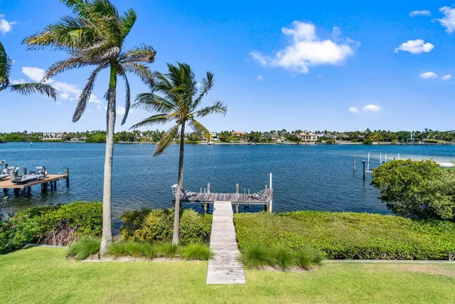 $8,900,000 | 1690 Lands End Road, Manalapan, FL 33462
