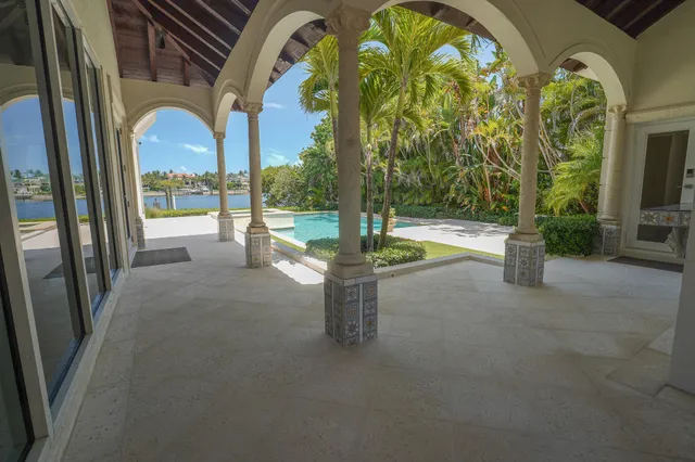 $8,900,000 | 1690 Lands End Road, Manalapan, FL 33462