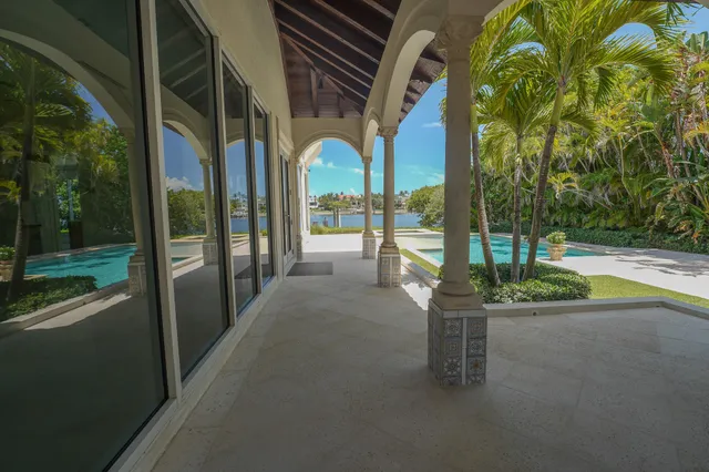 $8,900,000 | 1690 Lands End Road, Manalapan, FL 33462