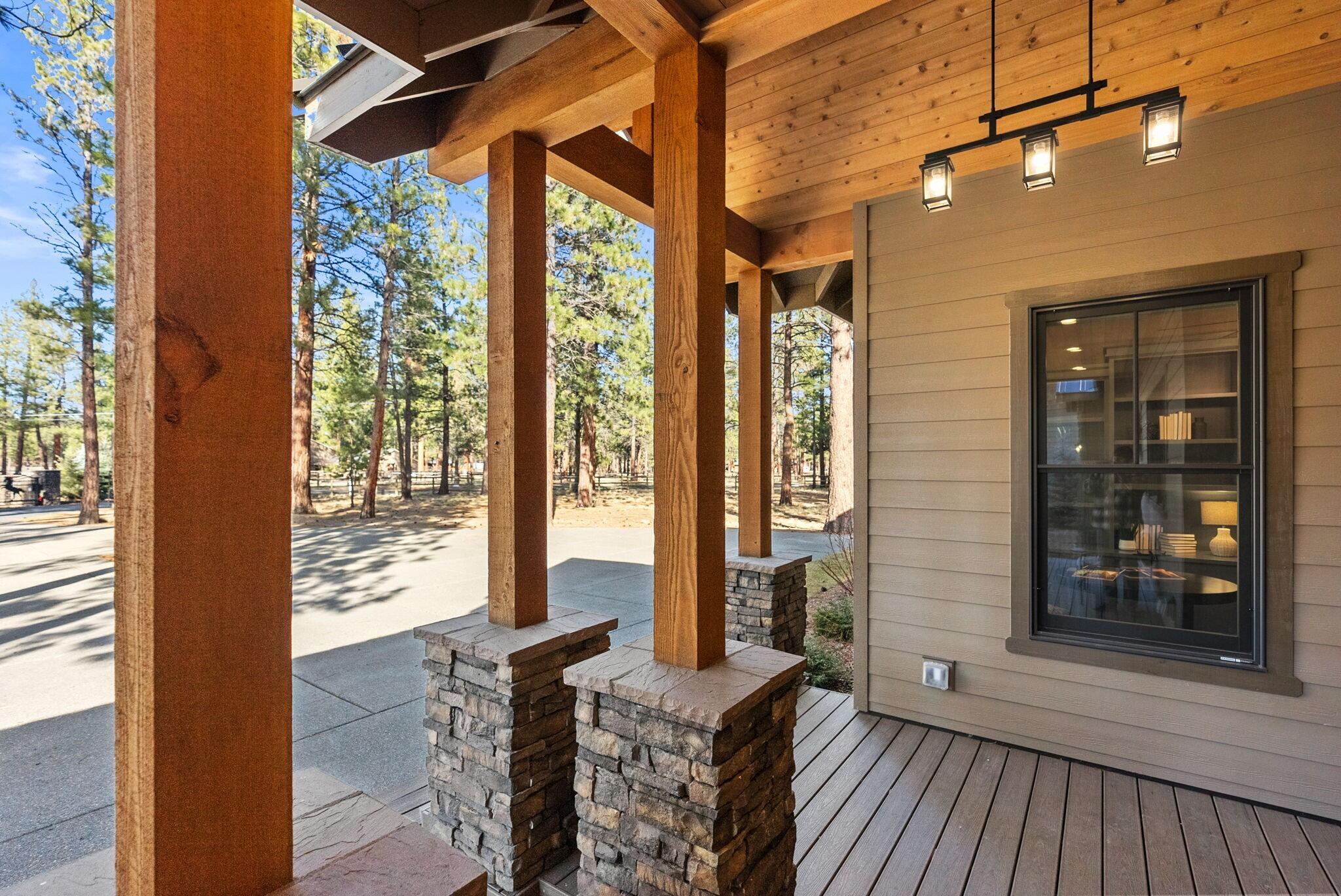 69255 Crooked Horseshoe Road Sisters, OR 97759 - Photo 14 of 154