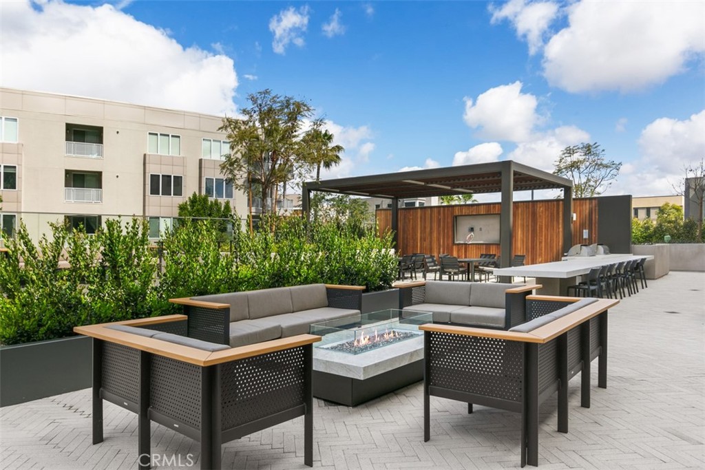 1407 Rivington Irvine, CA 92612 - Photo 34 of 34 Outdoor Common Space
