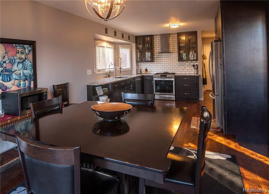 Kitchen and Dining.jpg