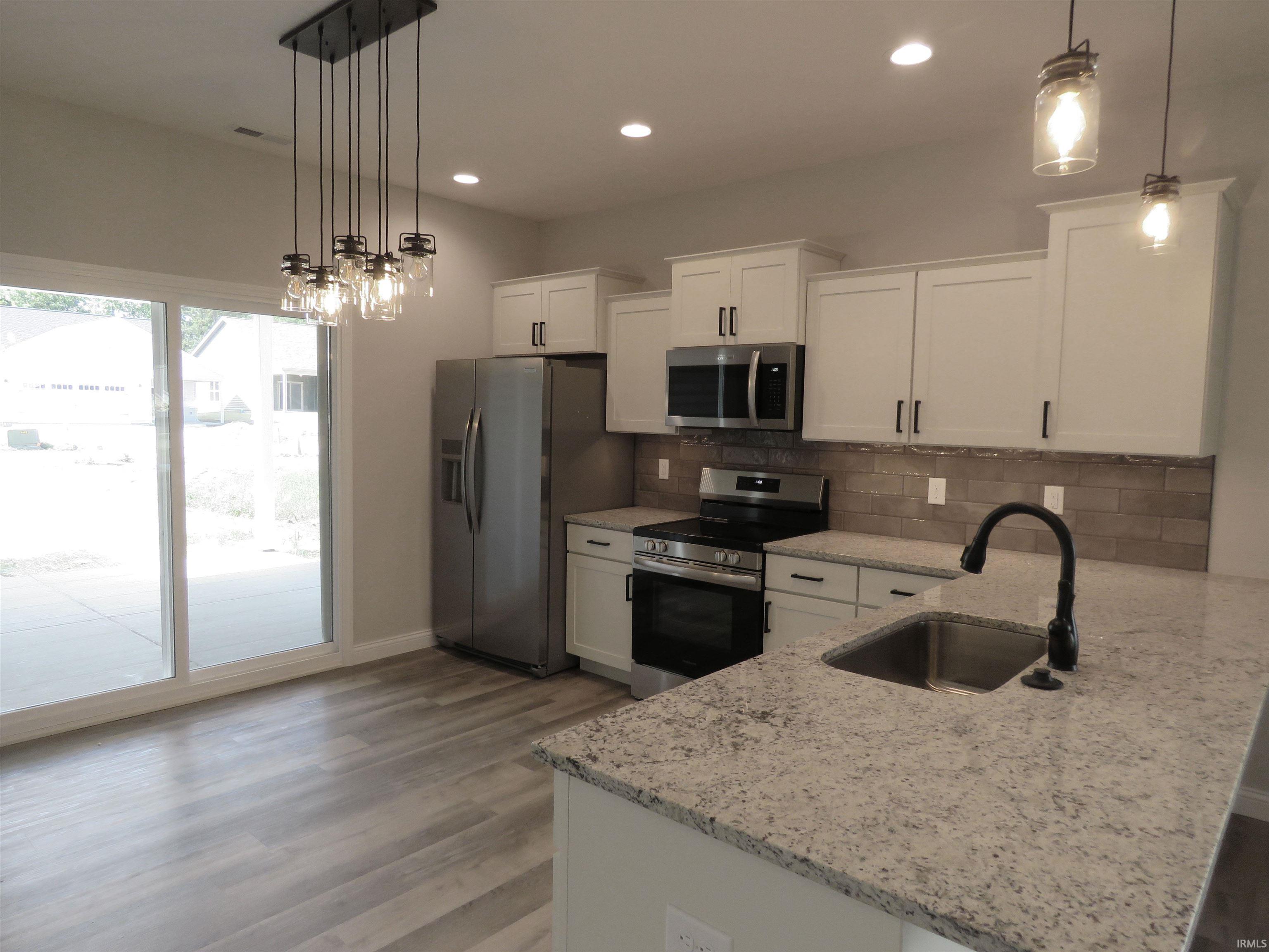 1105 East Wabash Street Frankfort, IN 46041 - Photo 4 of 18