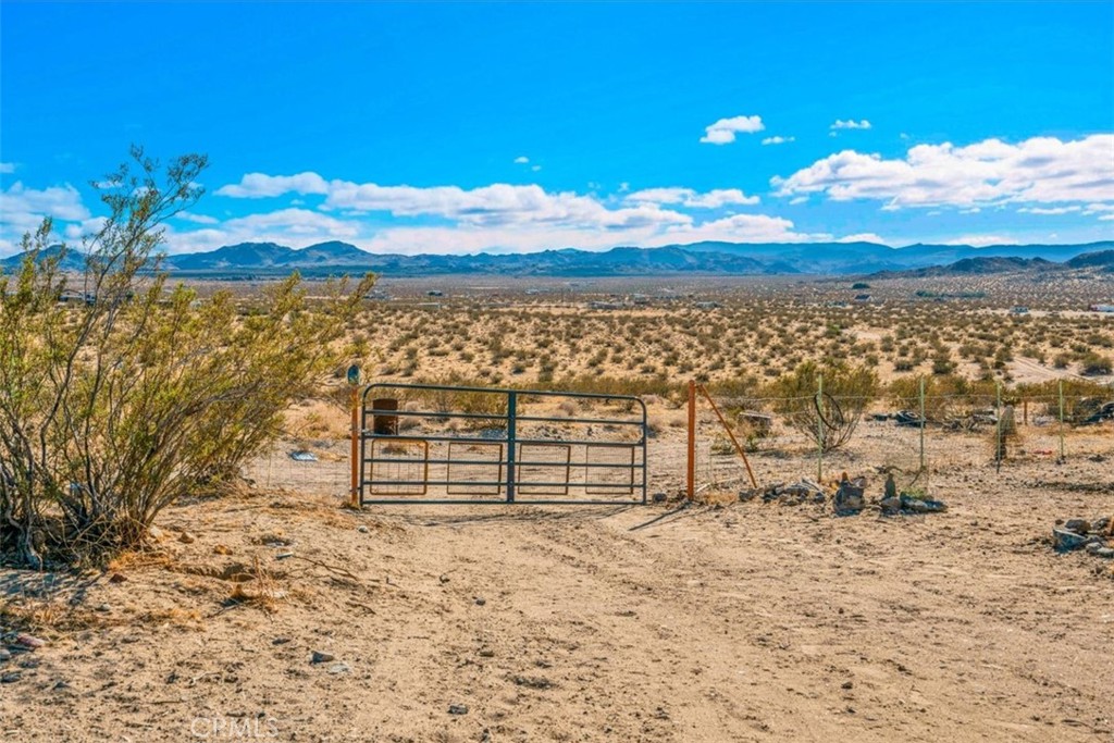 54574 Caspers Road Johnson Valley, CA 92285 - Photo 27 of 58 Gallery Image 27