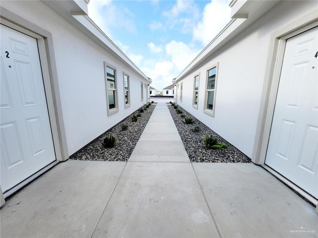 5805 Swallow Avenue, Unit 4 Mission, TX 78573 - Photo 7 of 19