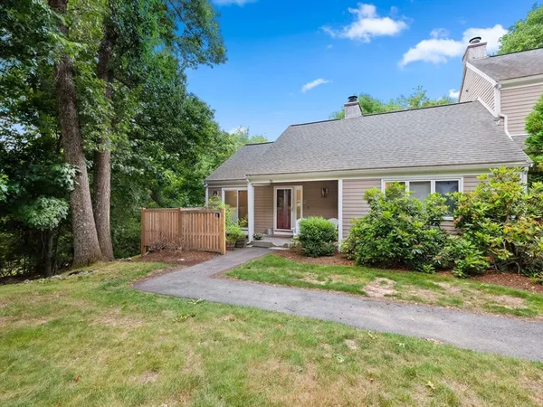 $948,000 | 36 Fifer Lane, Unit 36, Lexington, MA 02420